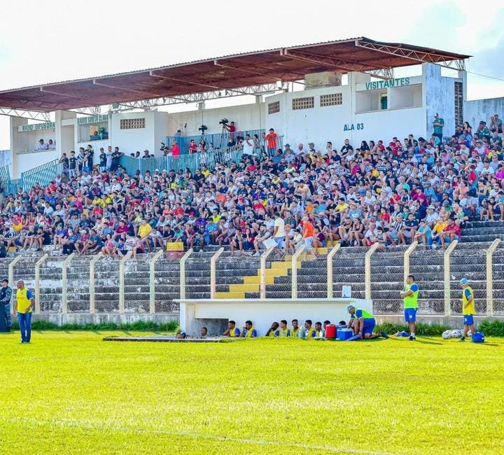 Altos-PI revela interesse em mandar jogos da série C na cidade de Floriano  - ROTA343