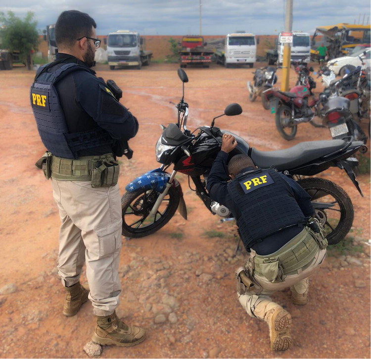 Bom Jesus: Em menos de 10 horas, PRF recupera duas motocicletas adulteradas.