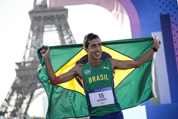 Caio Bonfim, medalhista de prata