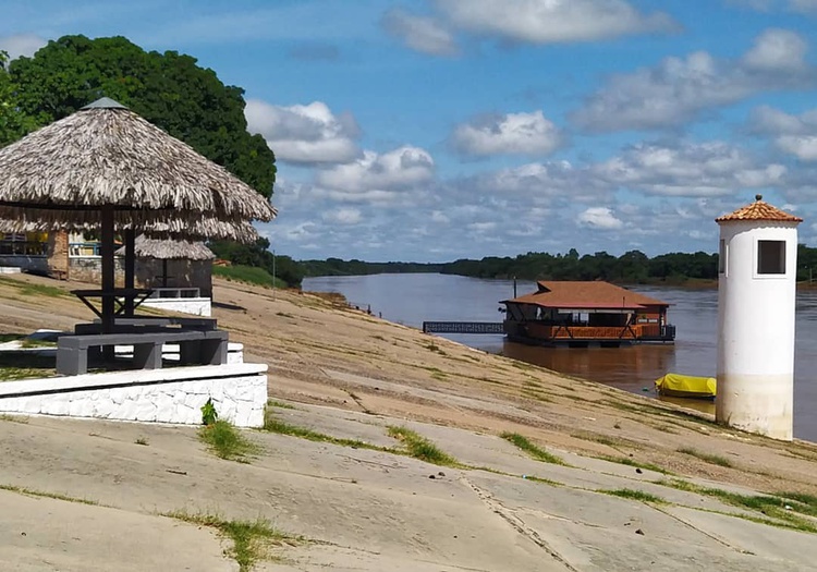 Floriano PI Cais Beira Rio